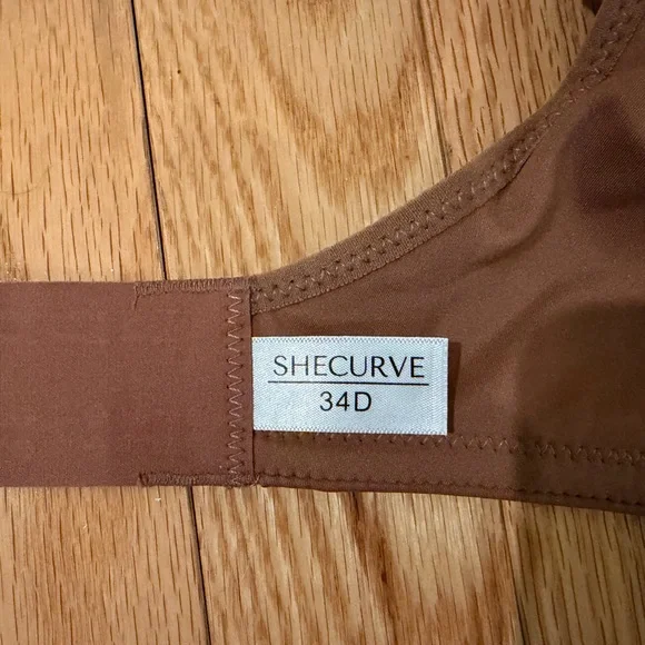 SheCurve - 34D Never Been Worn Underwire Support Seamless Unlined Balconette - Picture 6 of 7